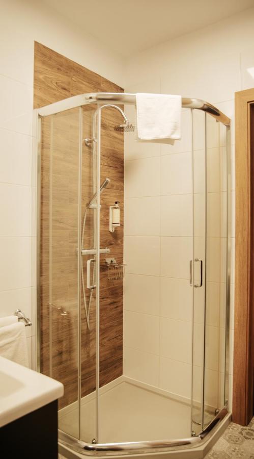 Apartamenty Czestochowa Eu 'Garaz Gratis' Bagian luar foto
