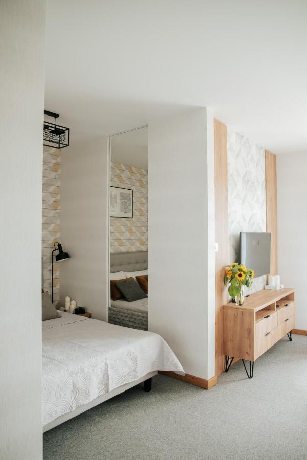 Apartamenty Czestochowa Eu 'Garaz Gratis' Bagian luar foto