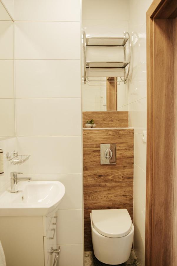 Apartamenty Czestochowa Eu 'Garaz Gratis' Bagian luar foto