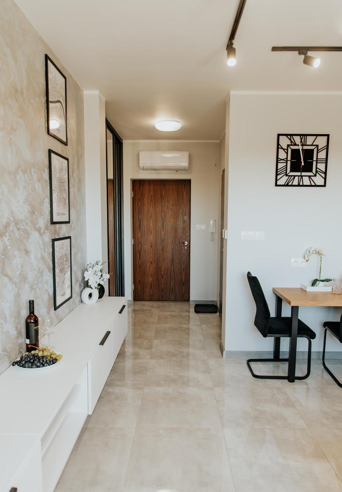 Apartamenty Czestochowa Eu 'Garaz Gratis' Bagian luar foto