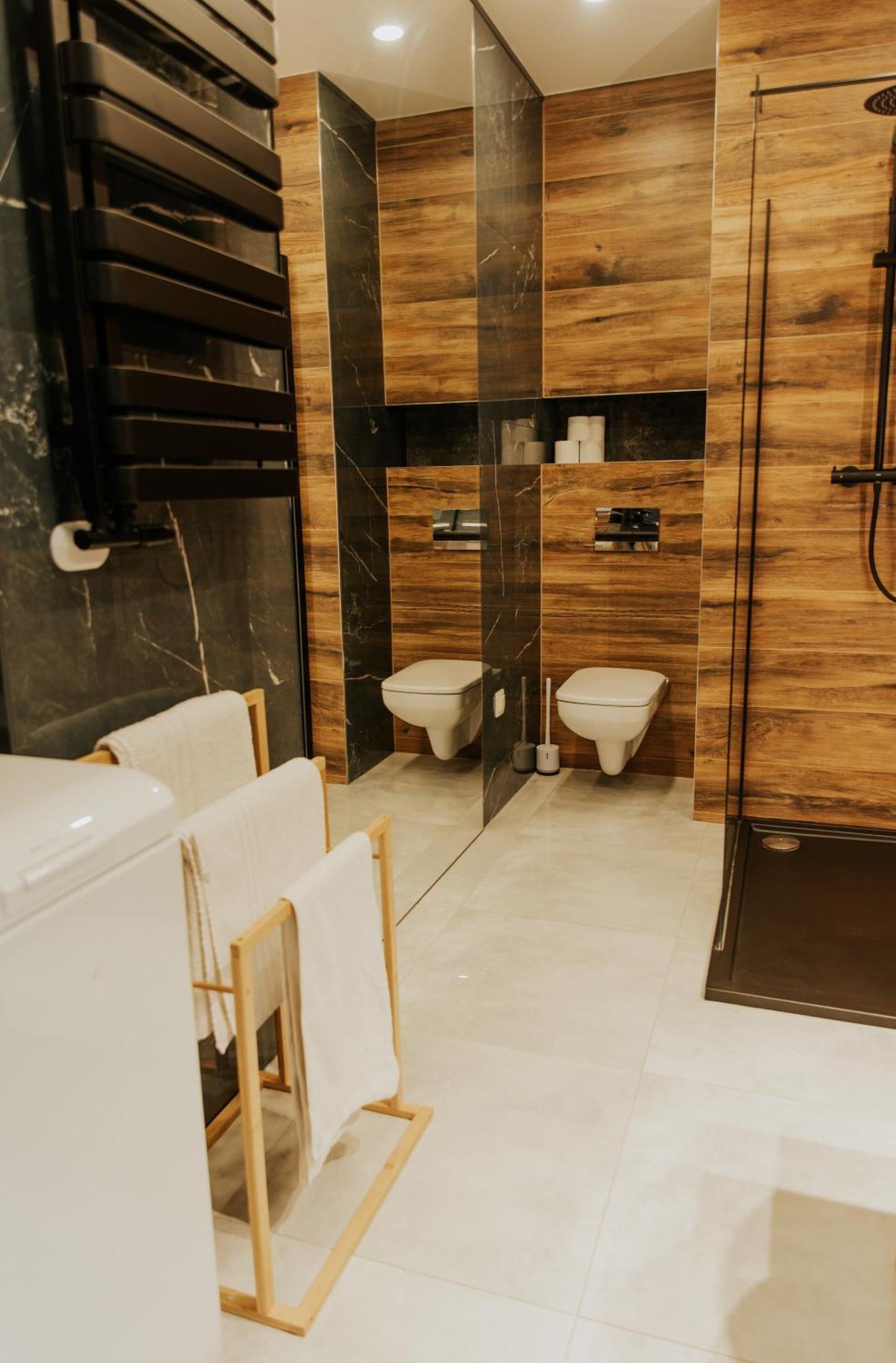 Apartamenty Czestochowa Eu 'Garaz Gratis' Bagian luar foto